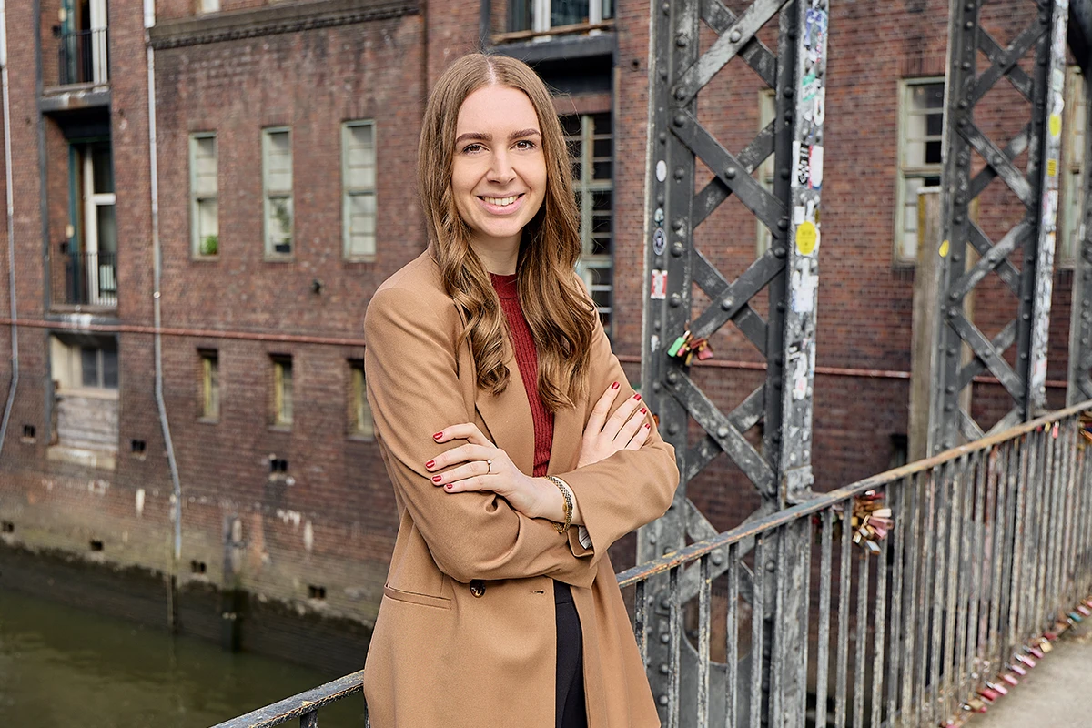 Nicola Specht, Projektmanagerin